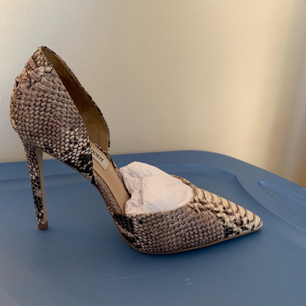 Steve Madden Heavenly Natural Snake High-Heels